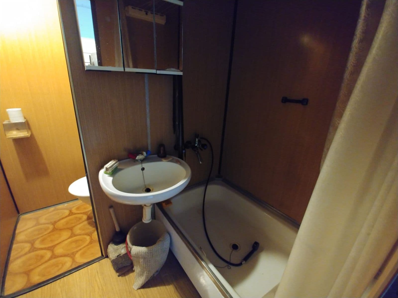 Prodej bytu 2+kk 43 m², Brandtova, Ústí nad Labem, Ústecký kraj Prodej bytu 2+kk 43 m², Brandtova, Ústí nad Labem, Ústecký kraj