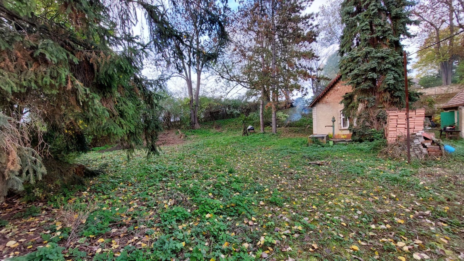 Prodej pozemku 1.090 m², Černuc, Středočeský kraj Prodej pozemku 1.090 m², Černuc, Středočeský kraj