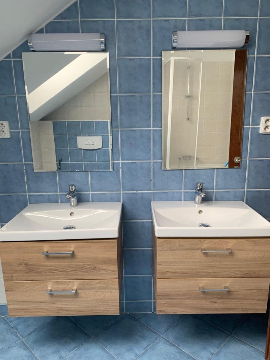 Pronájem domu 280 m², pozemek 457 m², Keltská, Statenice, Středočeský kraj Pronájem domu 280 m², pozemek 457 m², Keltská, Statenice, Středočeský kraj