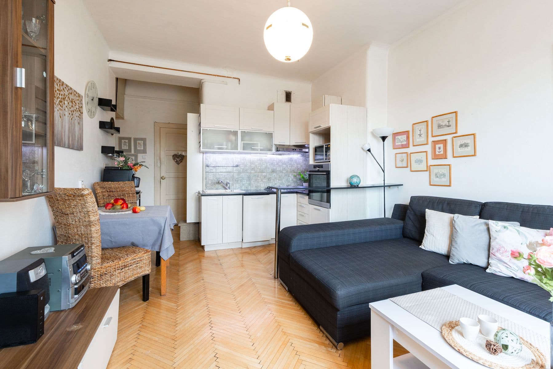 Prodej bytu 2+kk 64 m², Tovární, Praha, Praha Prodej bytu 2+kk 64 m², Tovární, Praha, Praha