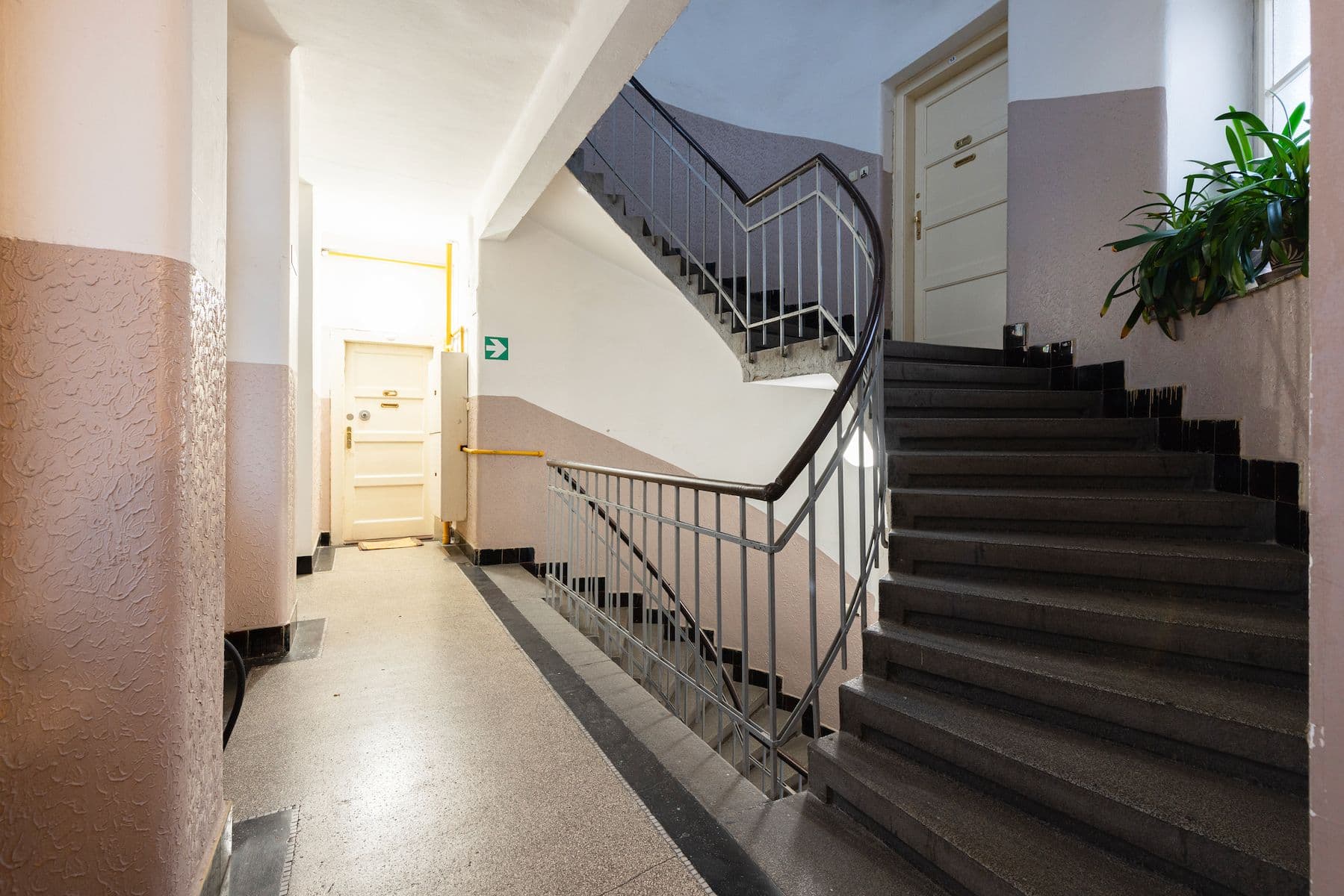 Prodej bytu 2+kk 64 m², Tovární, Praha, Praha Prodej bytu 2+kk 64 m², Tovární, Praha, Praha