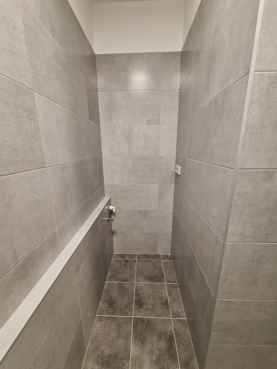 Pronájem bytu 1+1 41 m², třída Edvarda Beneše, Hradec Králové, Královéhradecký kraj Pronájem bytu 1+1 41 m², třída Edvarda Beneše, Hradec Králové, Královéhradecký kraj