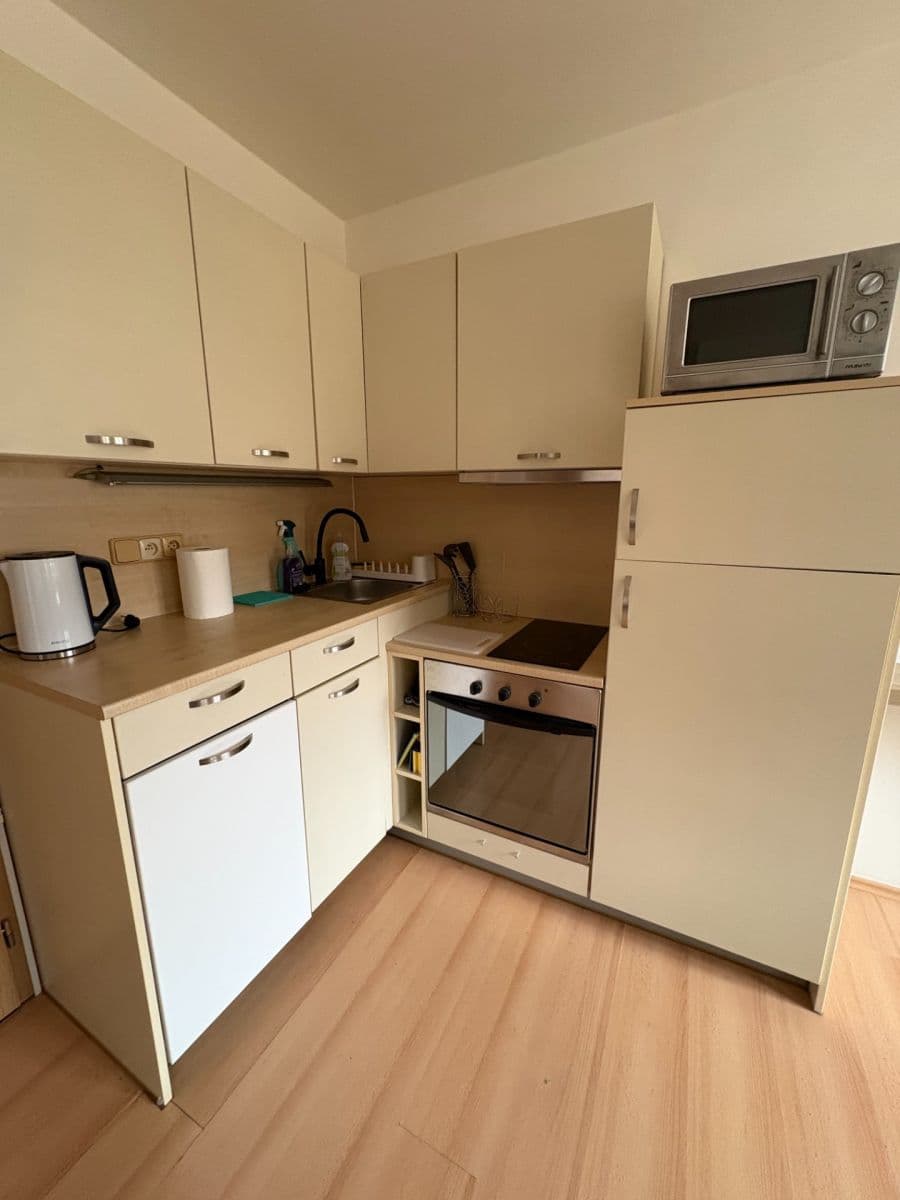 Pronájem bytu 2+kk 42 m², Nuselská, Praha, Praha Pronájem bytu 2+kk 42 m², Nuselská, Praha, Praha