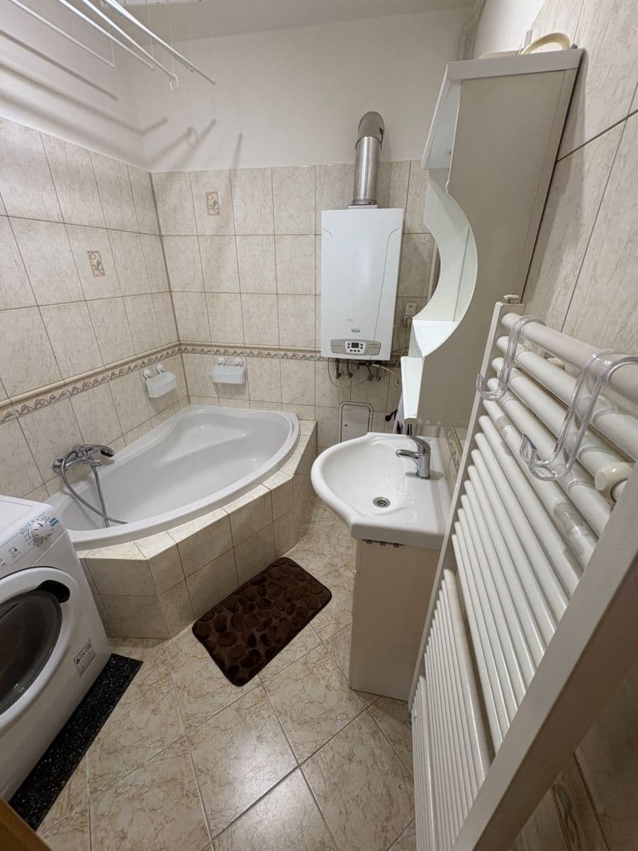 Pronájem bytu 2+kk 42 m², Nuselská, Praha, Praha Pronájem bytu 2+kk 42 m², Nuselská, Praha, Praha