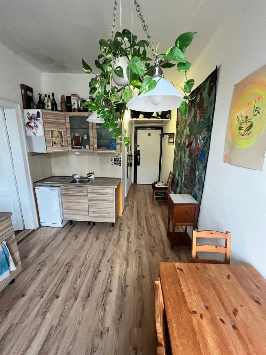 Prodej bytu 1+1 39 m², Seifertova, Praha, Praha Prodej bytu 1+1 39 m², Seifertova, Praha, Praha