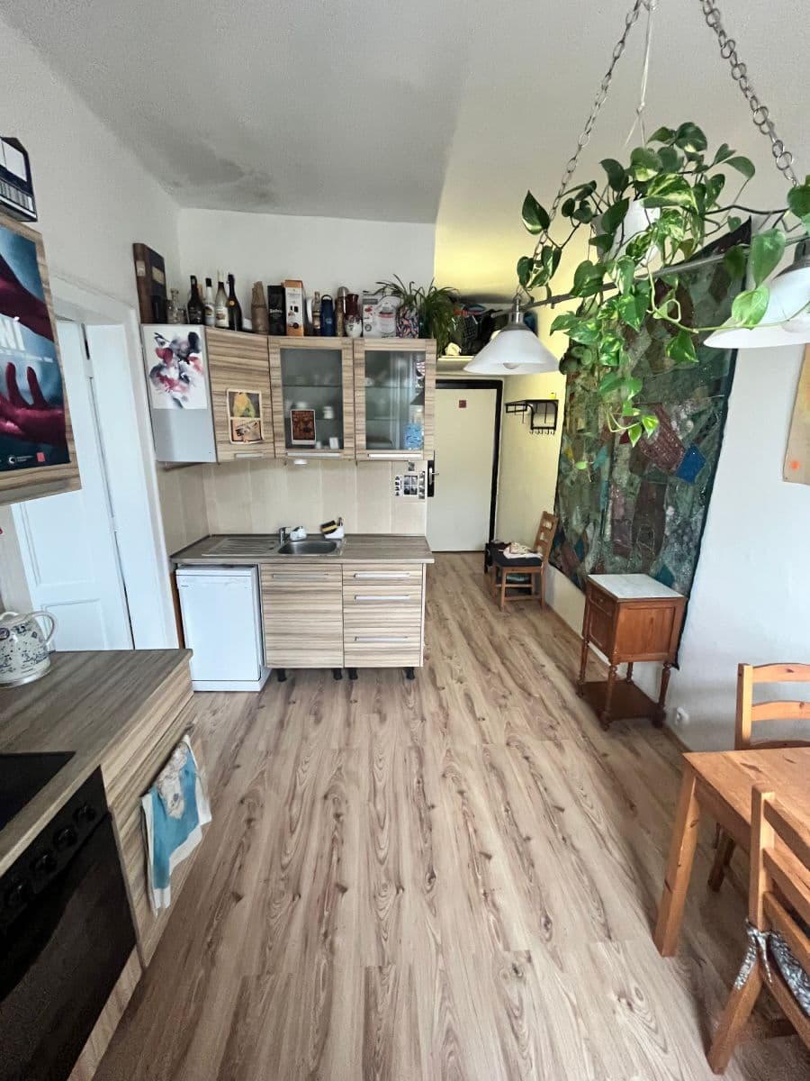 Prodej bytu 1+1 39 m², Seifertova, Praha, Praha Prodej bytu 1+1 39 m², Seifertova, Praha, Praha