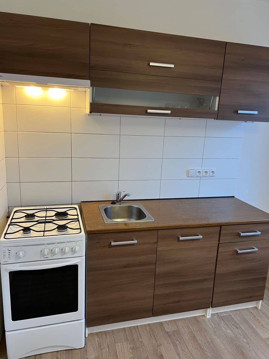 Pronájem bytu 2+1 70 m², K Ládví, Praha, Praha Pronájem bytu 2+1 70 m², K Ládví, Praha, Praha