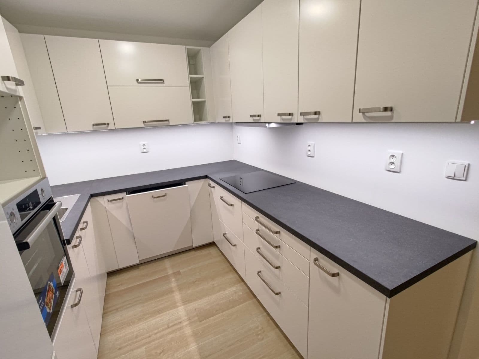 Pronájem bytu 4+kk 77 m², Heranova, Praha, Praha Pronájem bytu 4+kk 77 m², Heranova, Praha, Praha
