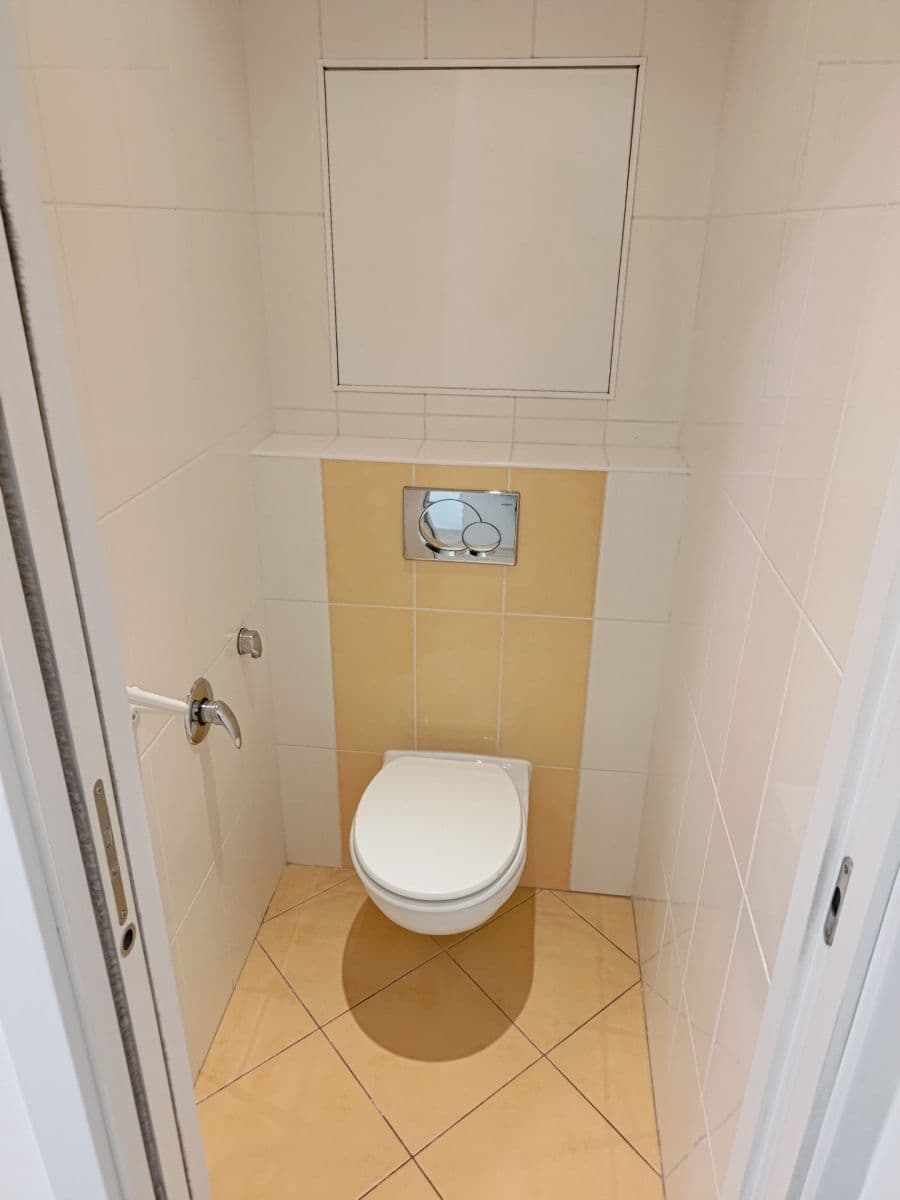 Pronájem bytu 4+kk 77 m², Heranova, Praha, Praha Pronájem bytu 4+kk 77 m², Heranova, Praha, Praha