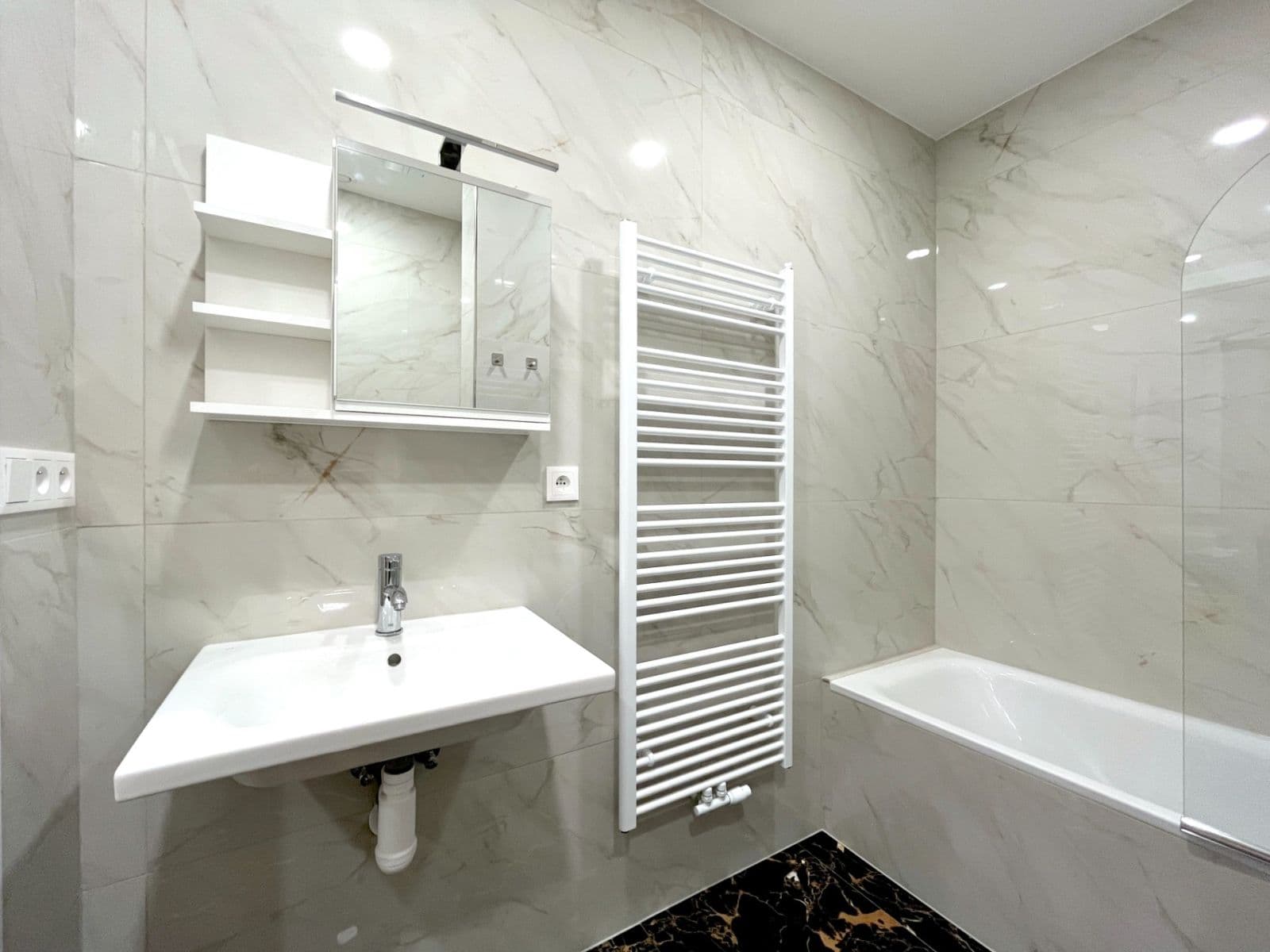 Pronájem bytu 3+1 69 m², Na Pankráci, Praha, Praha Pronájem bytu 3+1 69 m², Na Pankráci, Praha, Praha