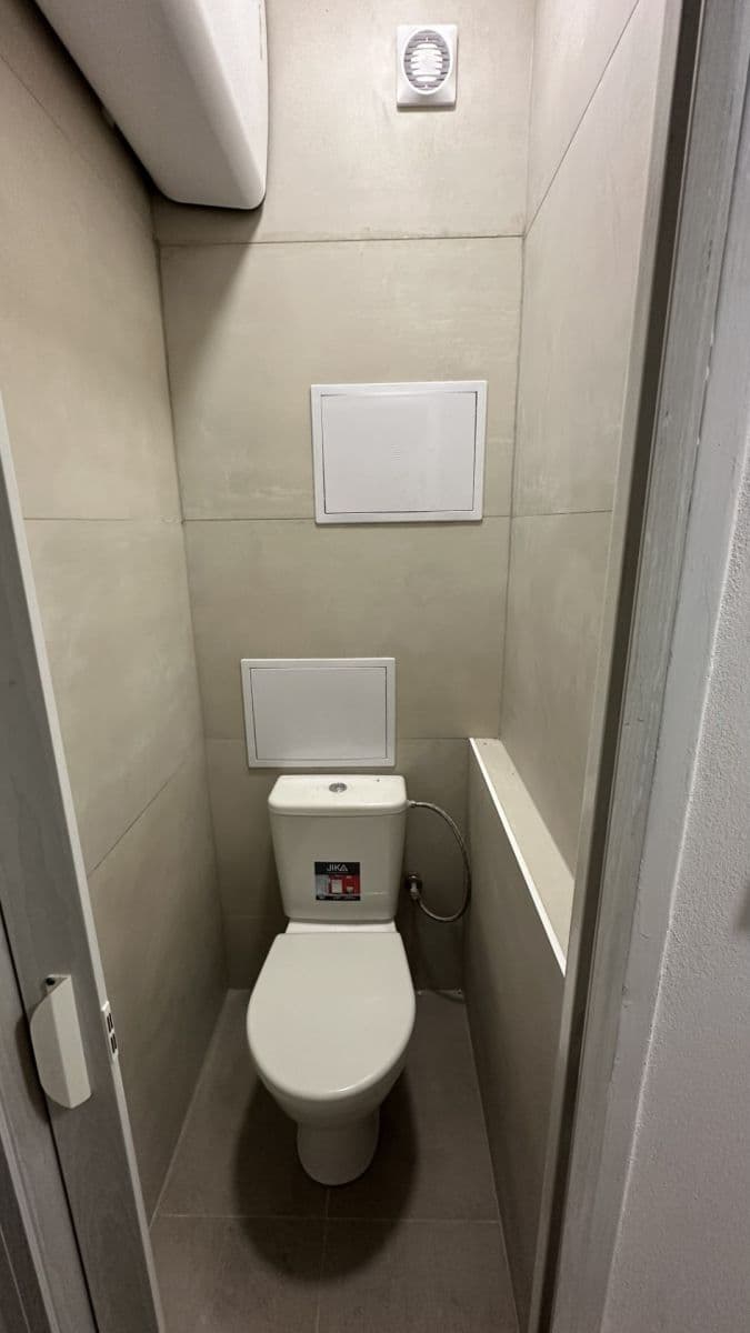 Pronájem bytu 2+1 53 m², Blatenská, Plzeň, Plzeňský kraj Pronájem bytu 2+1 53 m², Blatenská, Plzeň, Plzeňský kraj