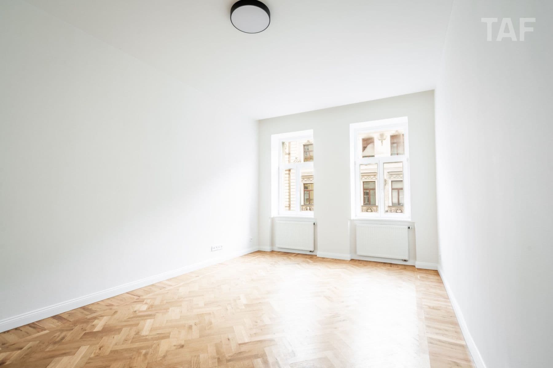 Prodej bytu 1+1 40 m², Plzeňská, Praha, Praha Prodej bytu 1+1 40 m², Plzeňská, Praha, Praha