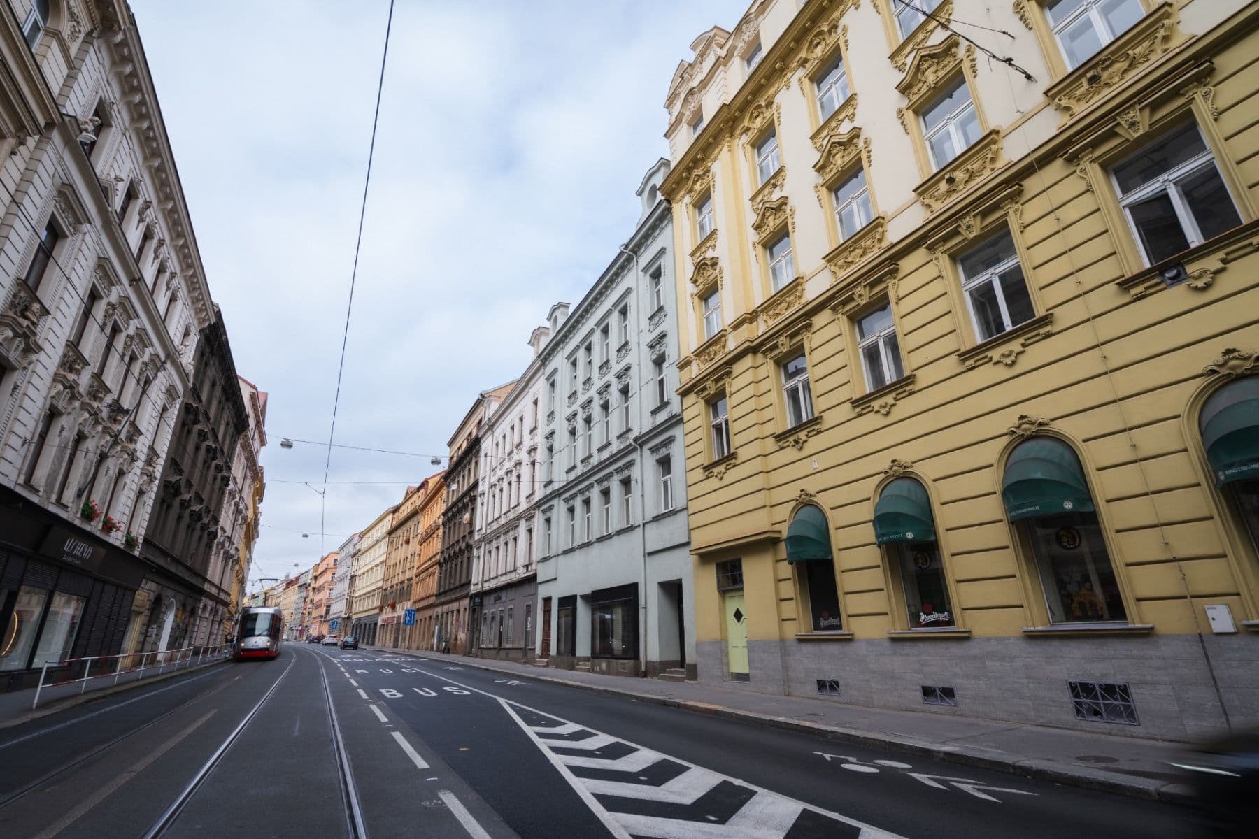 Prodej bytu 1+1 40 m², Plzeňská, Praha, Praha Prodej bytu 1+1 40 m², Plzeňská, Praha, Praha