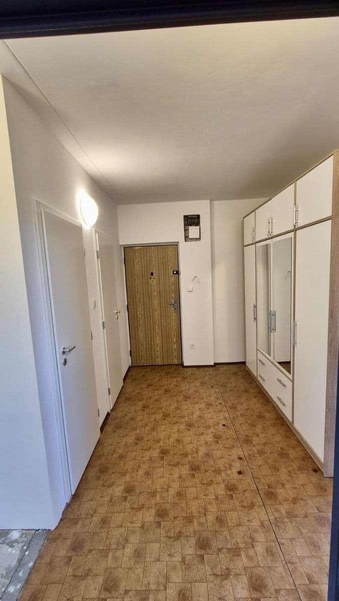Pronájem bytu 3+1 70 m², Družstevní, Vrchlabí, Královéhradecký kraj Pronájem bytu 3+1 70 m², Družstevní, Vrchlabí, Královéhradecký kraj