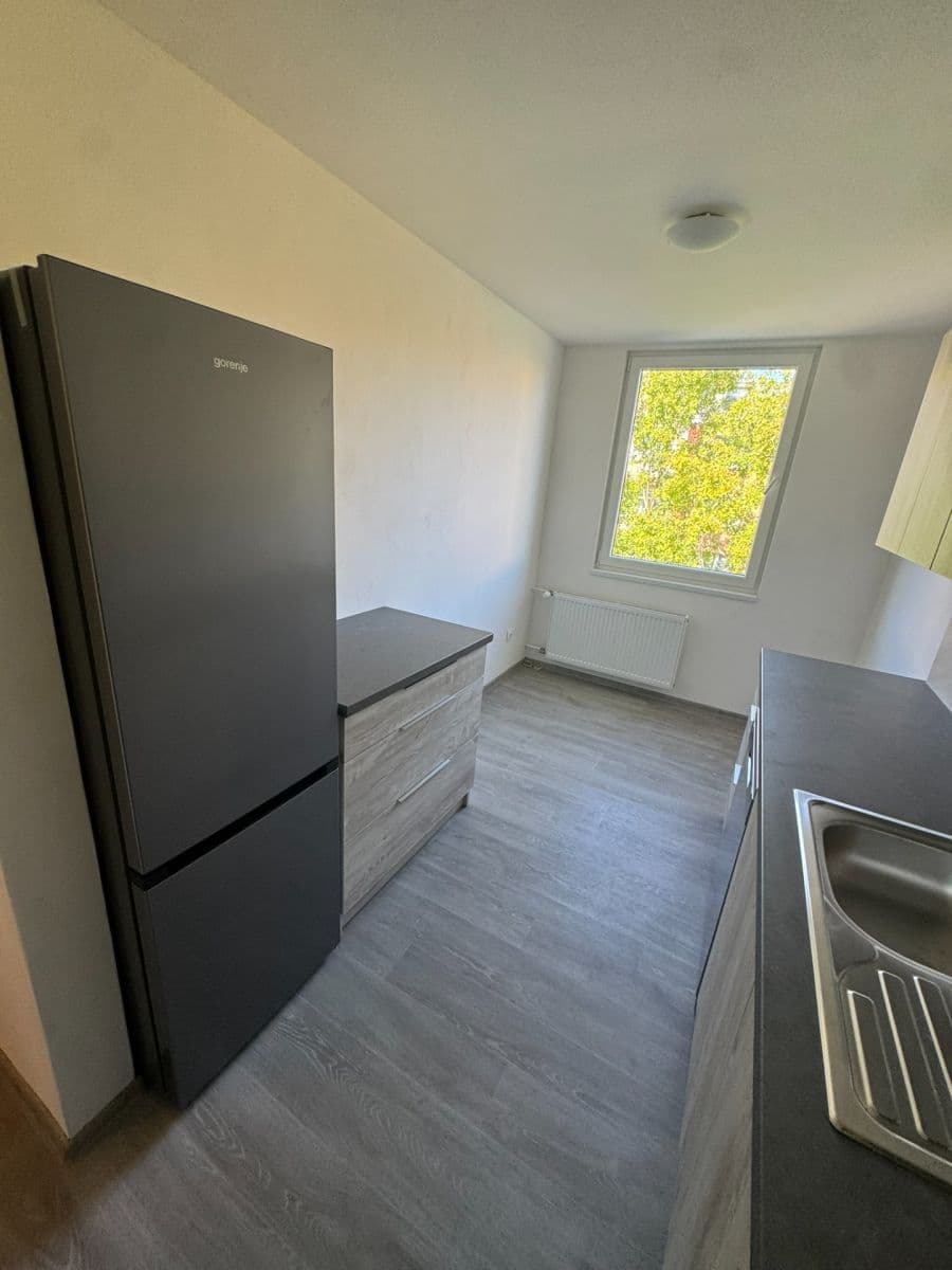 Pronájem bytu 3+1 66 m², Sokolovská, Plzeň, Plzeňský kraj Pronájem bytu 3+1 66 m², Sokolovská, Plzeň, Plzeňský kraj