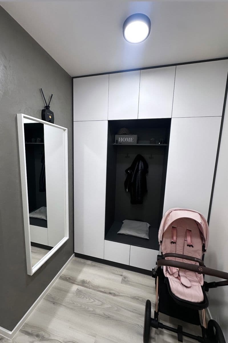 Pronájem bytu 2+kk 62 m², 102. pluku, Benešov, Středočeský kraj Pronájem bytu 2+kk 62 m², 102. pluku, Benešov, Středočeský kraj