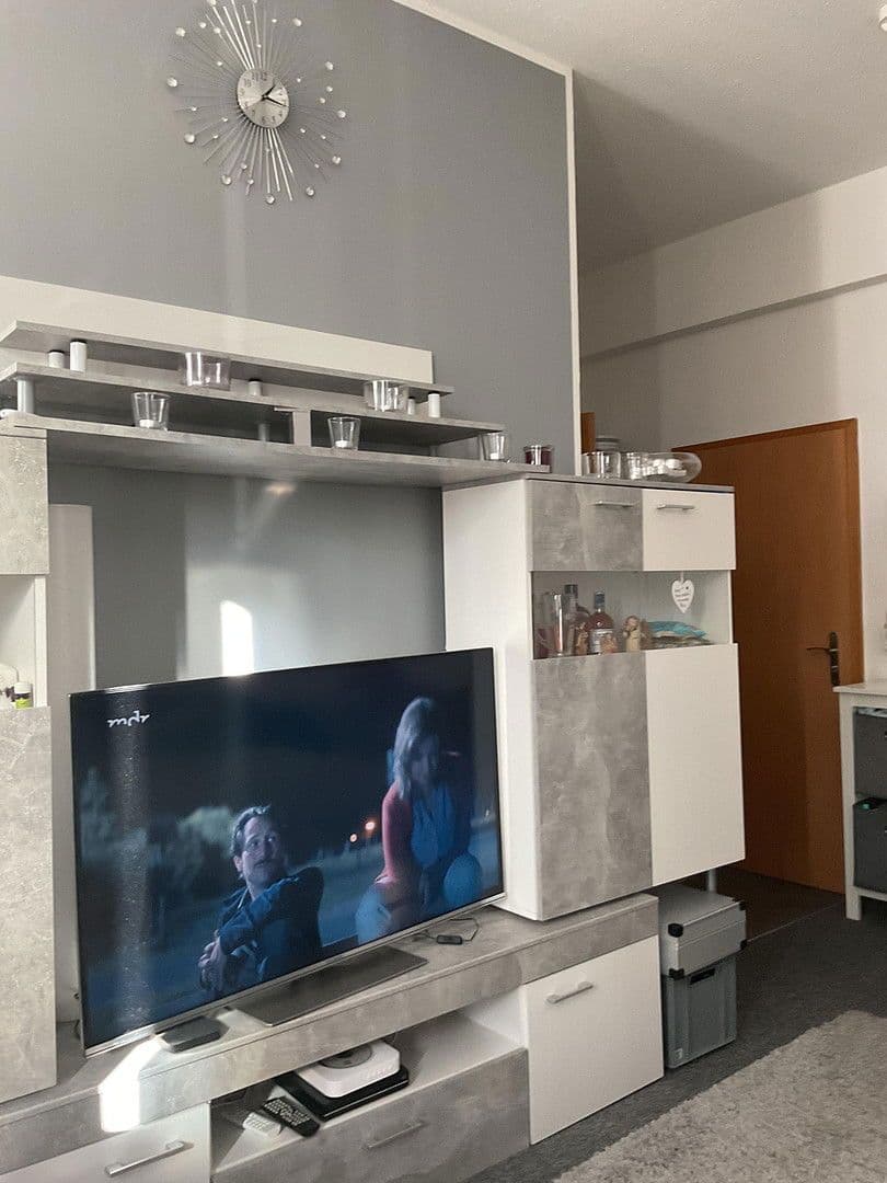 Pronájem bytu 1+1 26 m², Lange Gasse 24, Augsburg, Bavorsko Pronájem bytu 1+1 26 m², Lange Gasse 24, Augsburg, Bavorsko