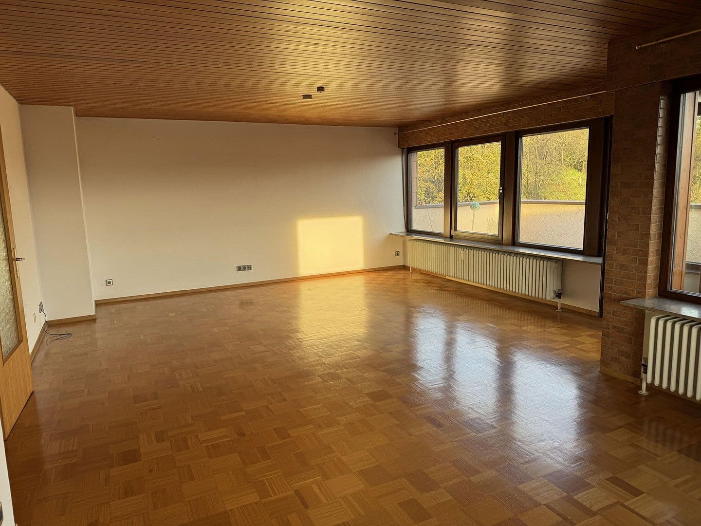 Prodej bytu 3+1 119 m², Ostfildern, Bádensko-Württembersko Prodej bytu 3+1 119 m², Ostfildern, Bádensko-Württembersko