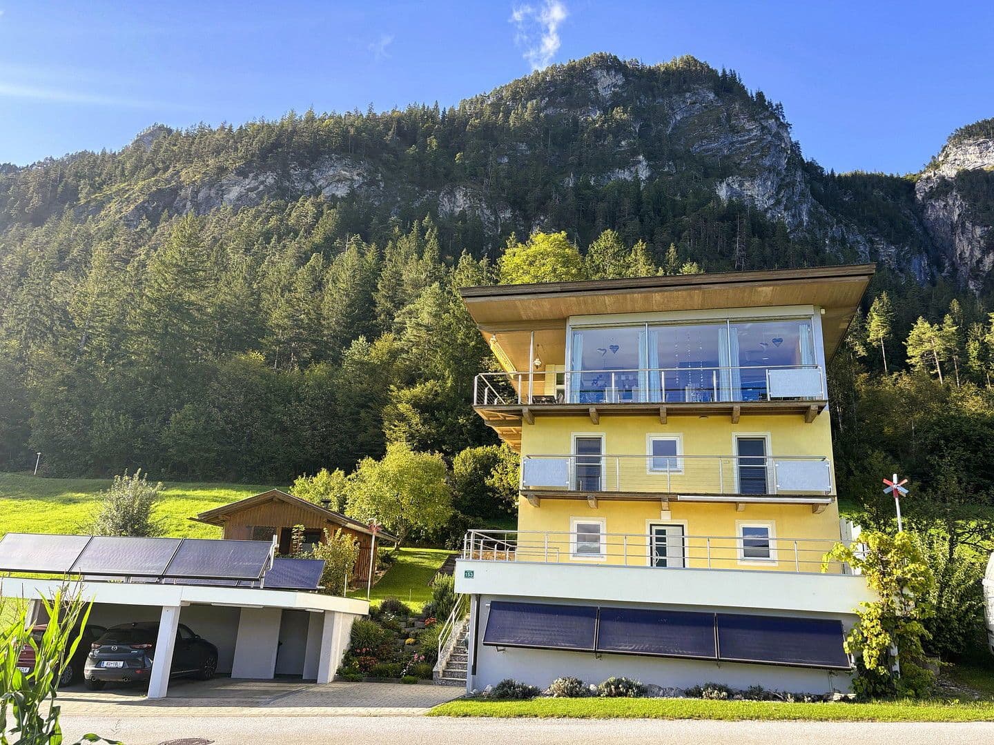 Prodej domu 250 m², pozemek 720 m², Angerberg, Tyrolsko Prodej domu 250 m², pozemek 720 m², Angerberg, Tyrolsko