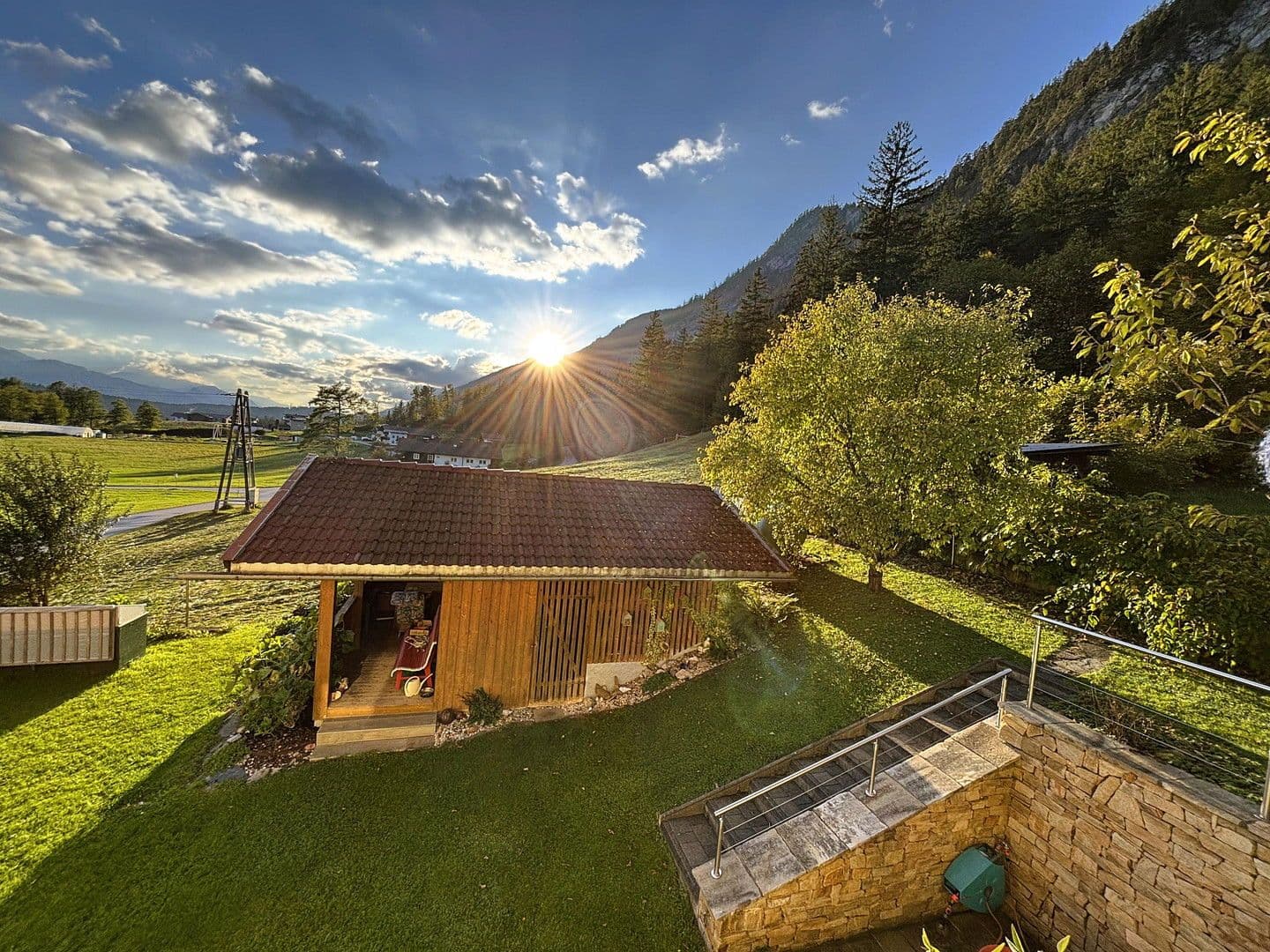 Prodej domu 250 m², pozemek 720 m², Angerberg, Tyrolsko Prodej domu 250 m², pozemek 720 m², Angerberg, Tyrolsko