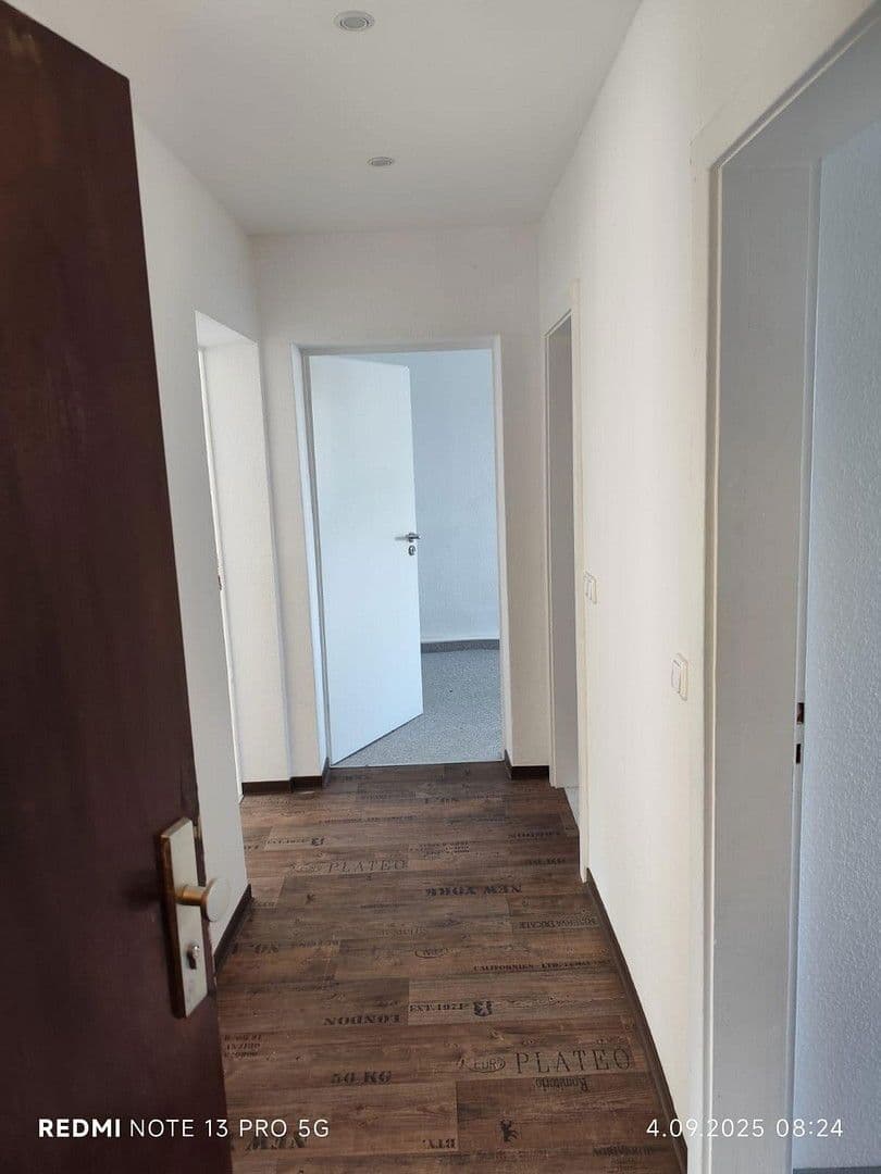 Pronájem bytu 2+1 35 m², An der Kleinbahn 24, Nossen, Sasko Pronájem bytu 2+1 35 m², An der Kleinbahn 24, Nossen, Sasko