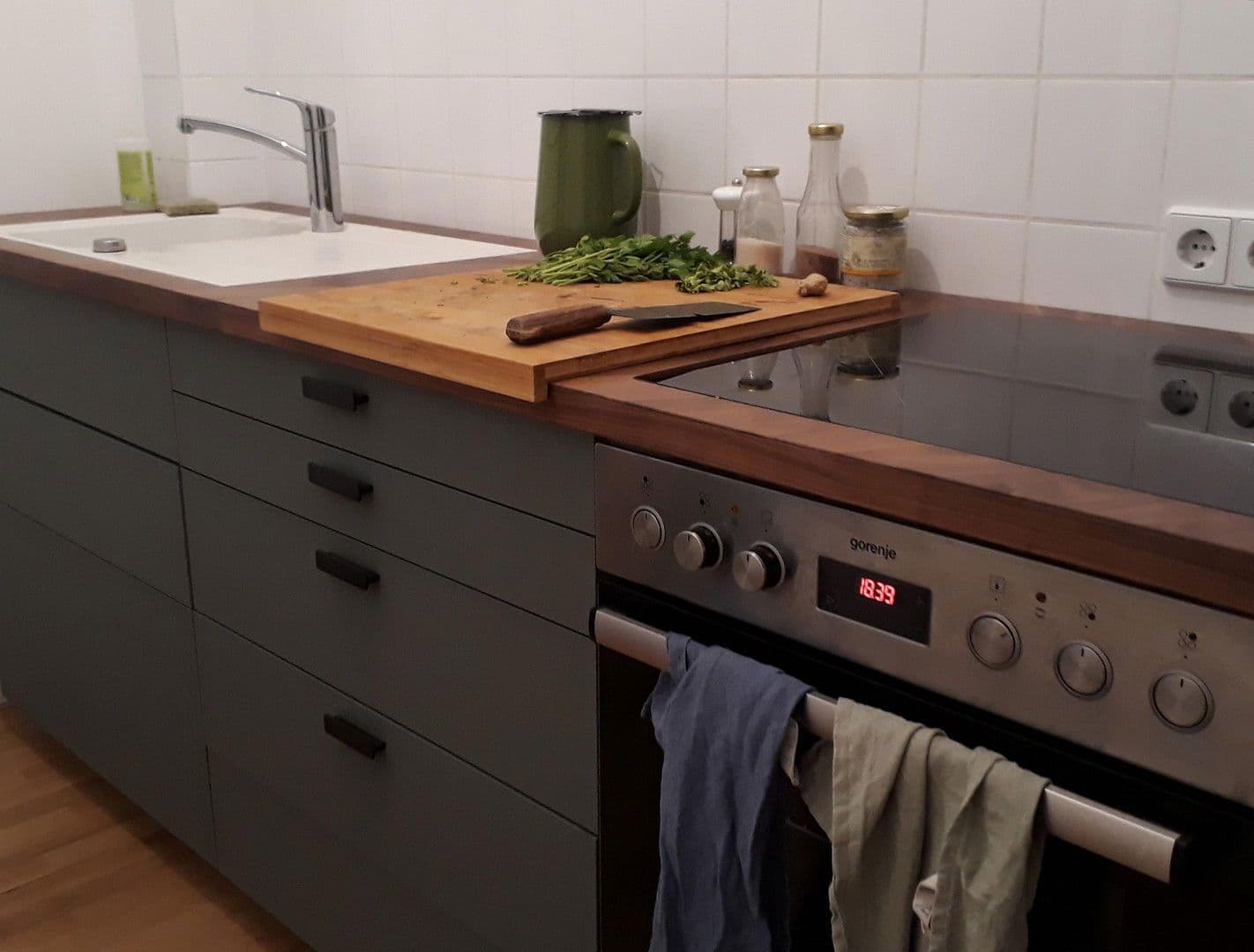 Pronájem bytu 2+1 55 m², Ebelingstr.4, berlin, Berlín Pronájem bytu 2+1 55 m², Ebelingstr.4, berlin, Berlín