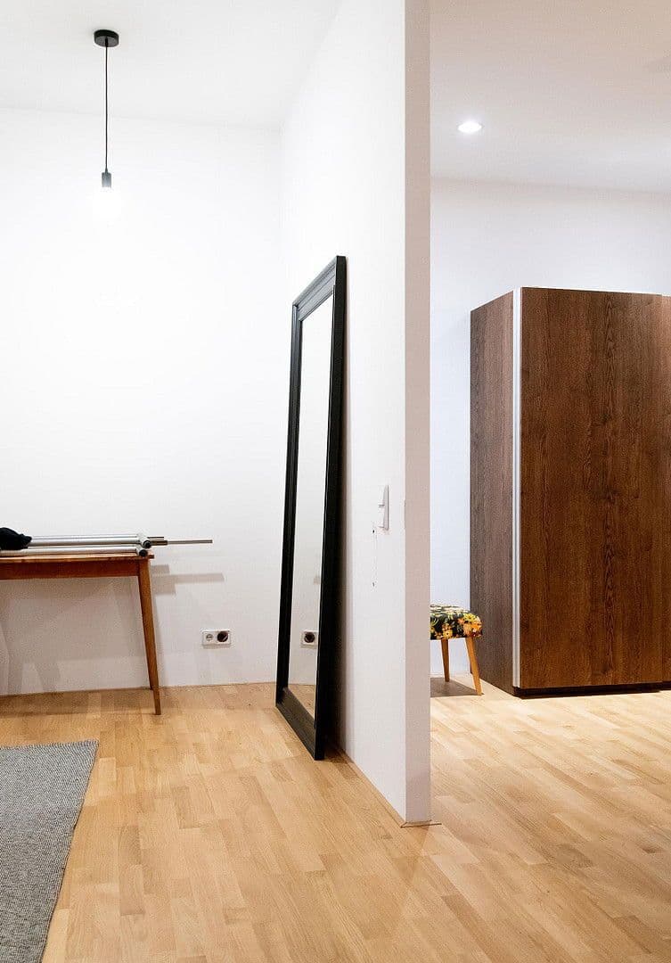 Pronájem bytu 2+1 55 m², Ebelingstr.4, berlin, Berlín Pronájem bytu 2+1 55 m², Ebelingstr.4, berlin, Berlín