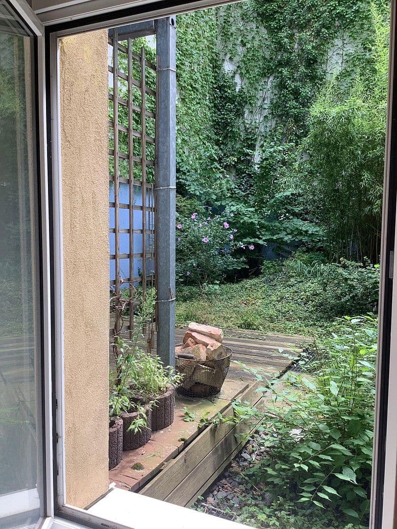 Pronájem bytu 2+1 55 m², Ebelingstr.4, berlin, Berlín Pronájem bytu 2+1 55 m², Ebelingstr.4, berlin, Berlín