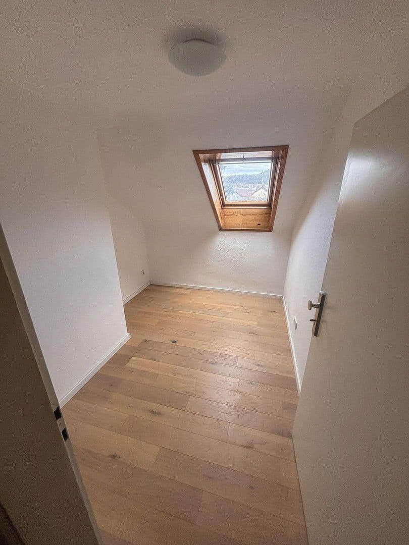 Prodej bytu 3+1 62 m², Leonberg, Bádensko-Württembersko Prodej bytu 3+1 62 m², Leonberg, Bádensko-Württembersko