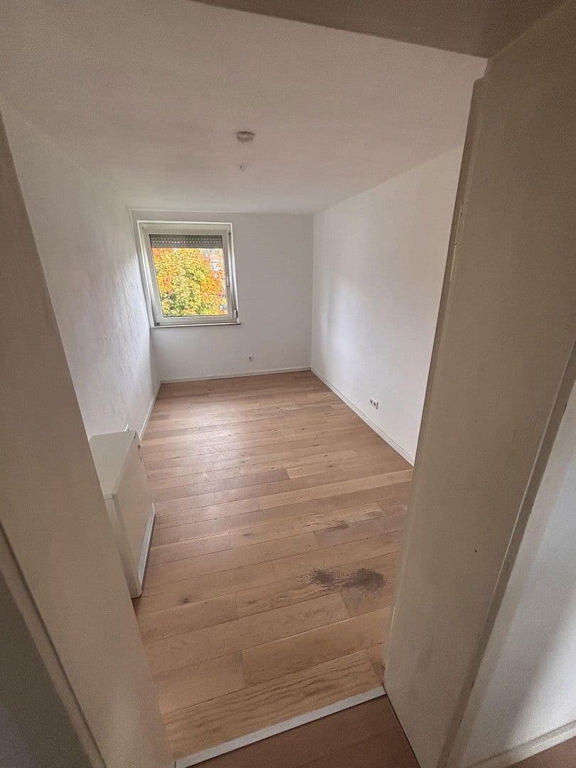 Prodej bytu 3+1 62 m², Leonberg, Bádensko-Württembersko Prodej bytu 3+1 62 m², Leonberg, Bádensko-Württembersko
