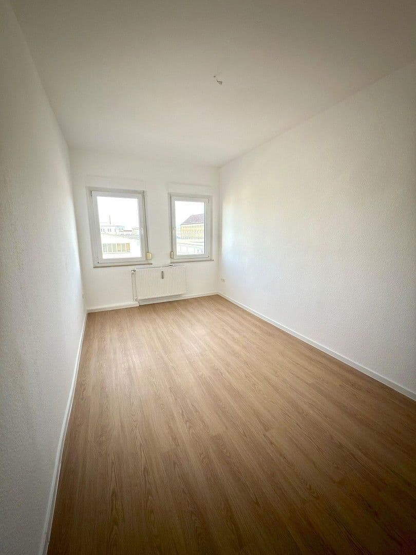 Pronájem bytu 2+1 57 m², Höfener Straße 22, Fürth, Bavorsko Pronájem bytu 2+1 57 m², Höfener Straße 22, Fürth, Bavorsko