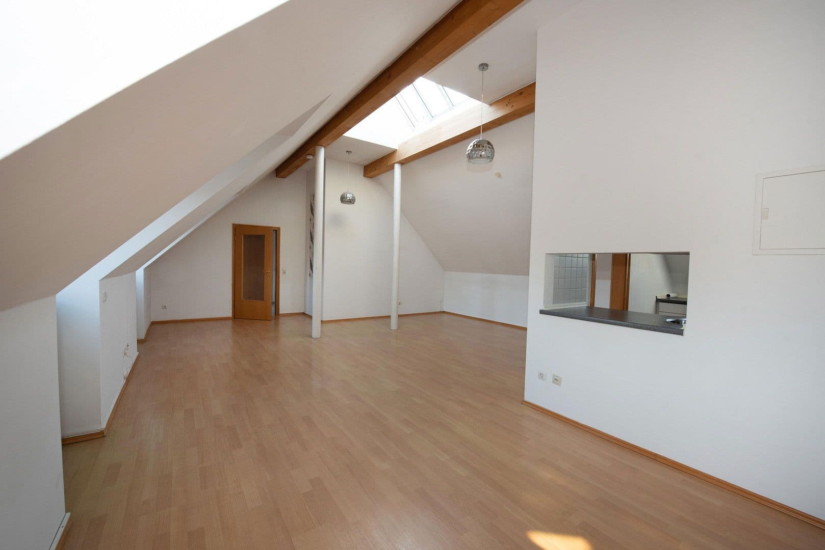 Pronájem bytu 3+1 95 m², Deggendorf, Bavorsko Pronájem bytu 3+1 95 m², Deggendorf, Bavorsko