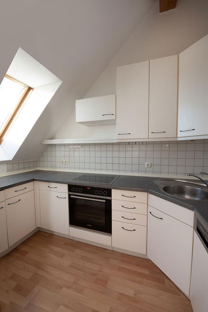 Pronájem bytu 3+1 95 m², Deggendorf, Bavorsko Pronájem bytu 3+1 95 m², Deggendorf, Bavorsko