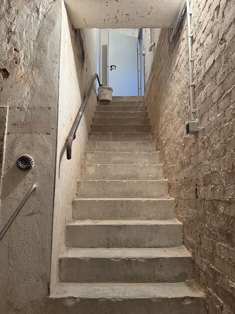 Prodej nebytového prostoru 75 m², Stuttgart, Bádensko-Württembersko Prodej nebytového prostoru 75 m², Stuttgart, Bádensko-Württembersko