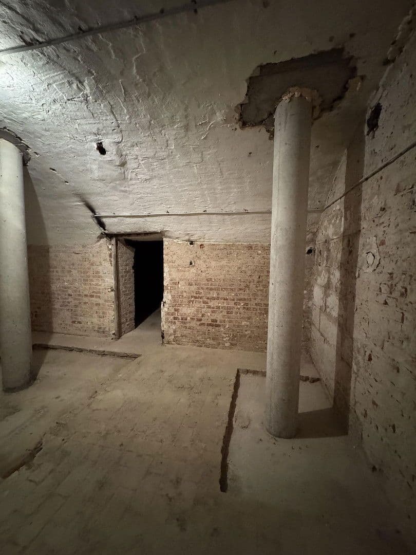 Prodej nebytového prostoru 75 m², Stuttgart, Bádensko-Württembersko Prodej nebytového prostoru 75 m², Stuttgart, Bádensko-Württembersko