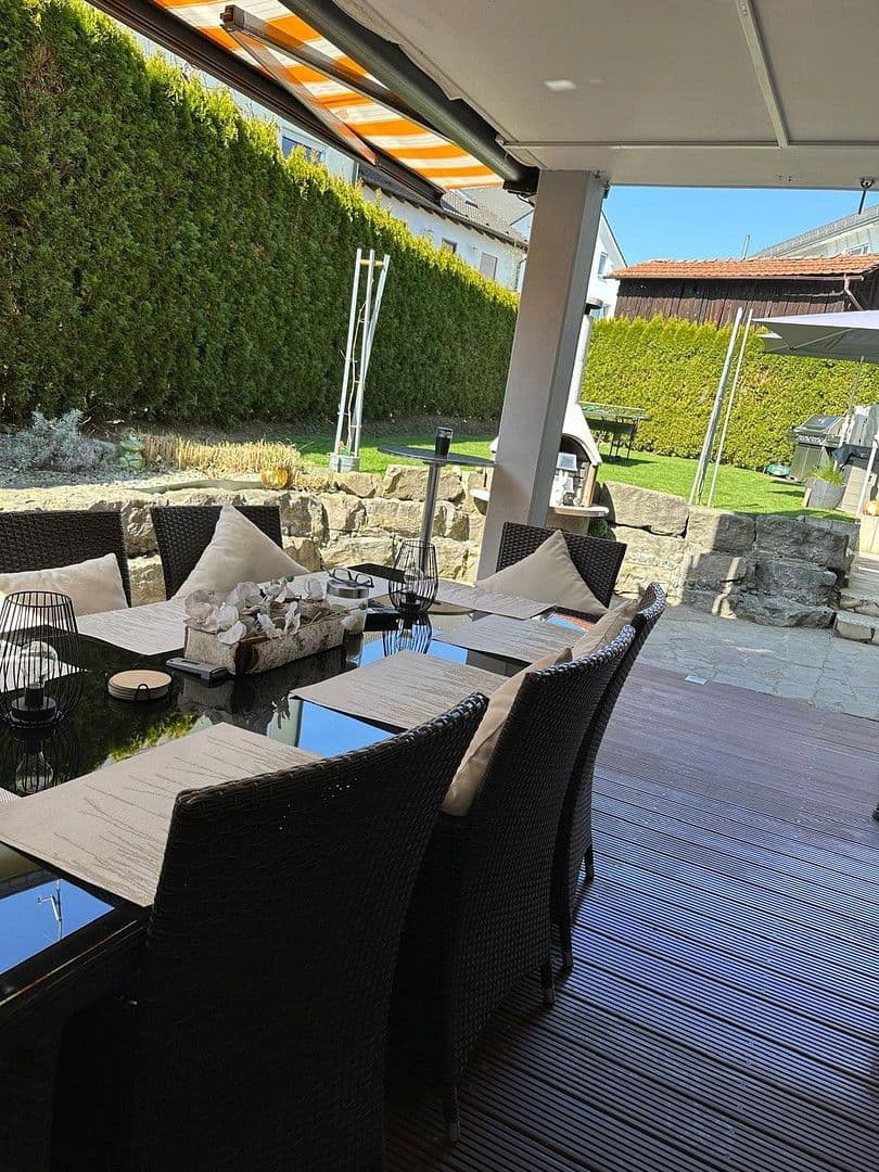 Prodej bytu 4+1 104 m², Filderstadt, Bádensko-Württembersko Prodej bytu 4+1 104 m², Filderstadt, Bádensko-Württembersko