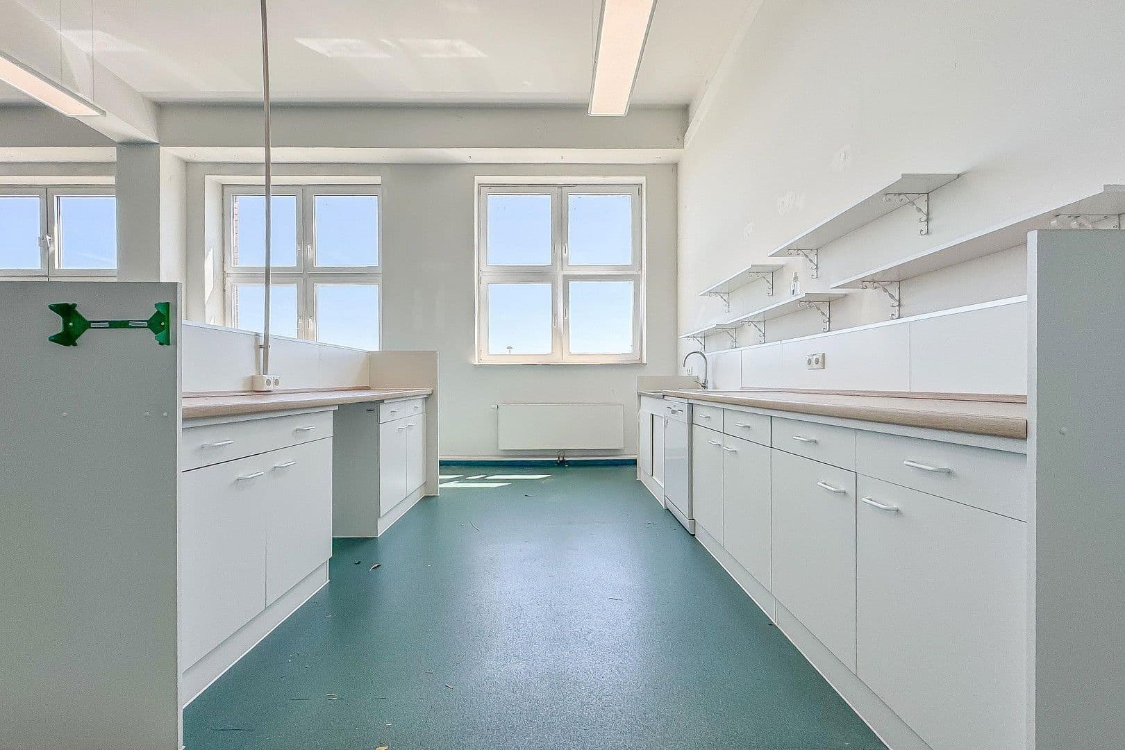 Pronájem nebytového prostoru 390 m², Witten, Severní Porýní-Vestfálsko Pronájem nebytového prostoru 390 m², Witten, Severní Porýní-Vestfálsko