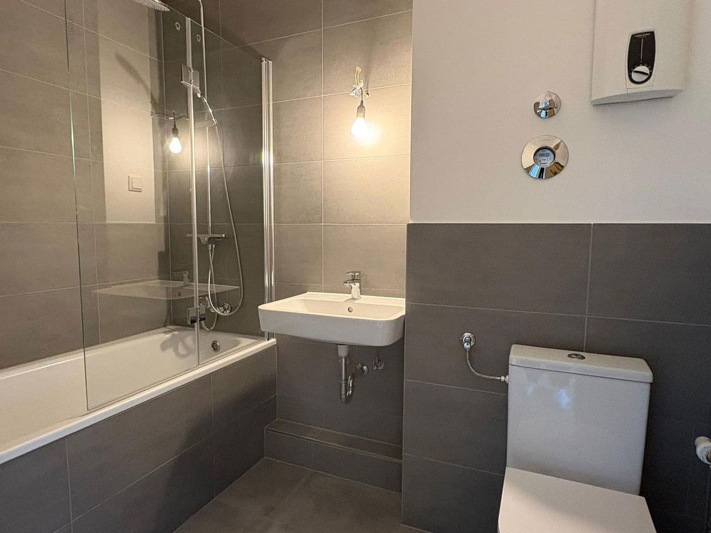 Prodej bytu 3+kk 103 m², Eickener Str. 211-213, Mönchengladbach, Severní Porýní-Vestfálsko Prodej bytu 3+kk 103 m², Eickener Str. 211-213, Mönchengladbach, Severní Porýní-Vestfálsko