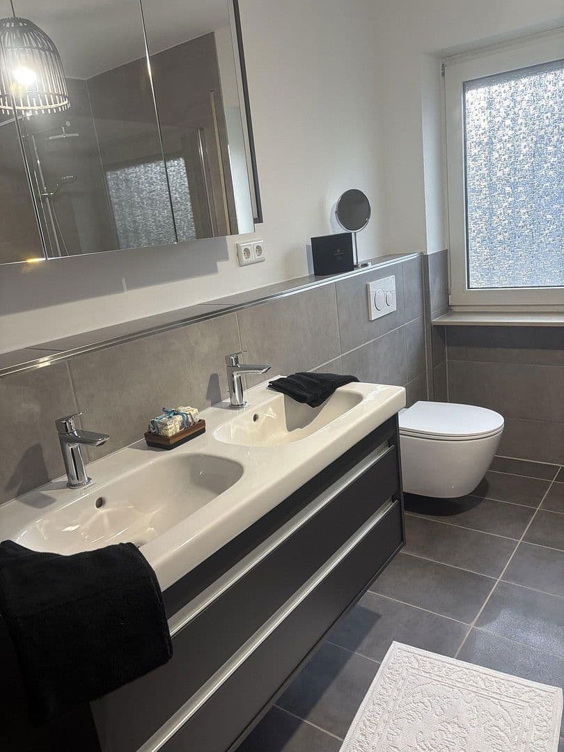 Pronájem domu 205 m², pozemek 635 m², Worms, Porýní-Falc Pronájem domu 205 m², pozemek 635 m², Worms, Porýní-Falc