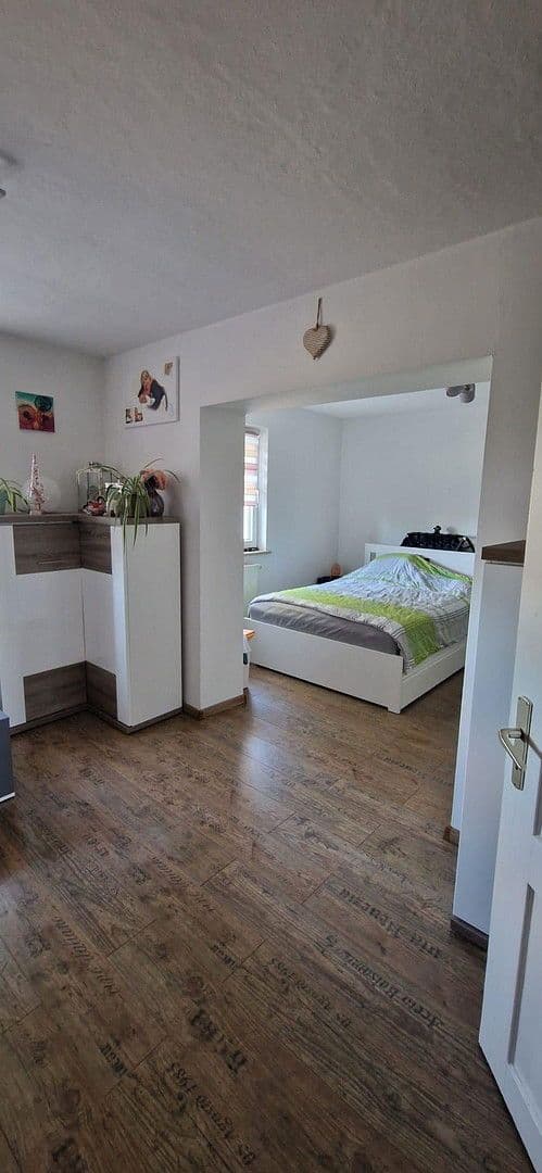 Pronájem bytu 3+kk 63 m², Werner-von-Siemesn-Str. 7, Bad Rodach, Bavorsko Pronájem bytu 3+kk 63 m², Werner-von-Siemesn-Str. 7, Bad Rodach, Bavorsko