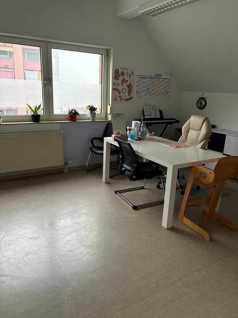 Prodej kanceláře 96 m², Johann-Schütte-Str. 7, Mannheim, Bádensko-Württembersko Prodej kanceláře 96 m², Johann-Schütte-Str. 7, Mannheim, Bádensko-Württembersko