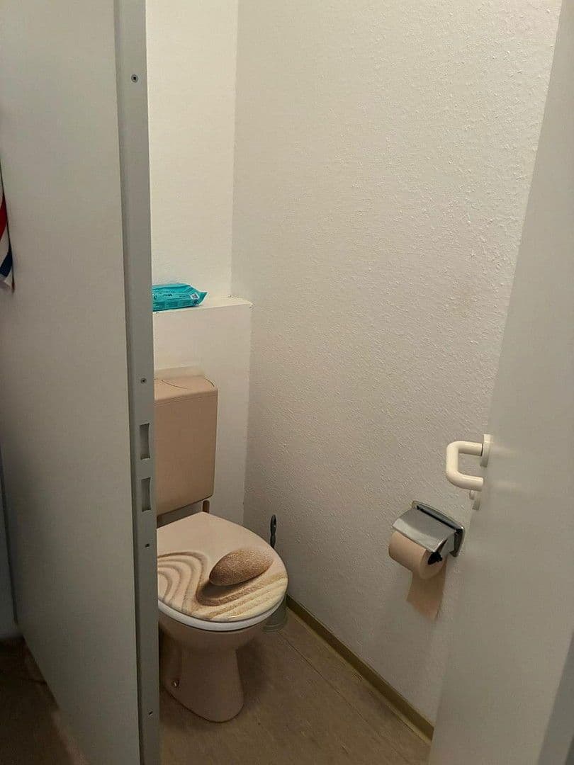 Prodej kanceláře 96 m², Johann-Schütte-Str. 7, Mannheim, Bádensko-Württembersko Prodej kanceláře 96 m², Johann-Schütte-Str. 7, Mannheim, Bádensko-Württembersko