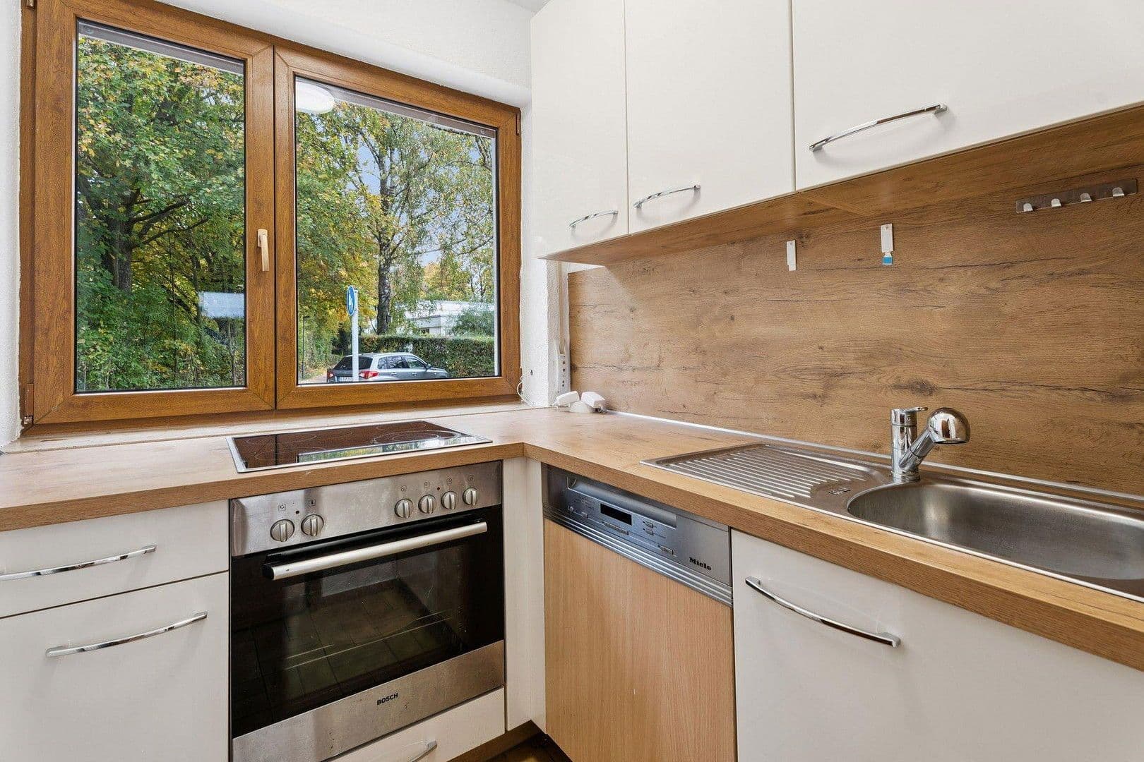 Prodej domu 147 m², pozemek 482 m², Ulm-Wiblingen, Bádensko-Württembersko Prodej domu 147 m², pozemek 482 m², Ulm-Wiblingen, Bádensko-Württembersko