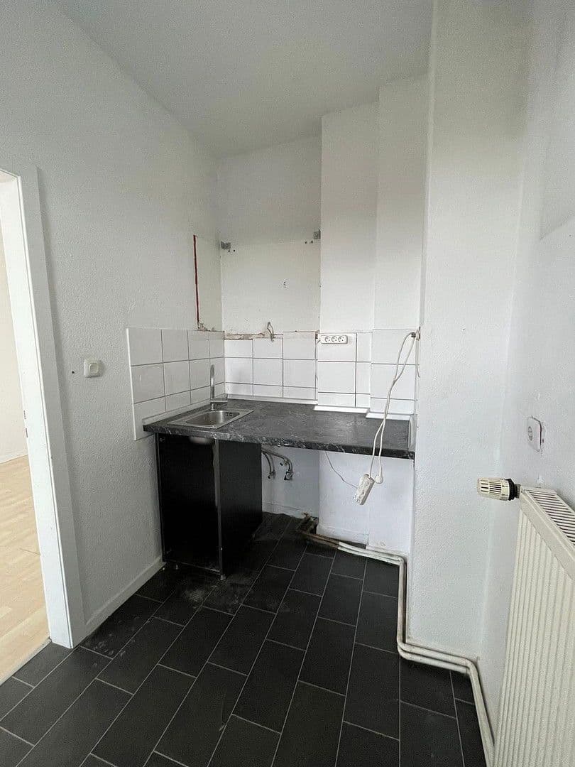 Pronájem bytu 2+1 40 m², Markt 12, Köln, Severní Porýní-Vestfálsko Pronájem bytu 2+1 40 m², Markt 12, Köln, Severní Porýní-Vestfálsko