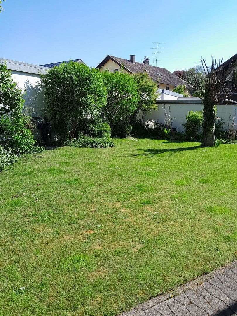 Prodej domu 140 m², pozemek 194 m², München, Bavorsko Prodej domu 140 m², pozemek 194 m², München, Bavorsko