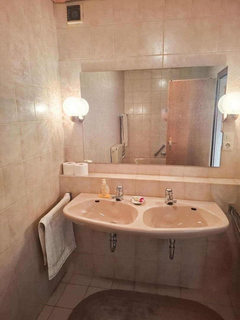 Prodej domu 140 m², pozemek 194 m², München, Bavorsko Prodej domu 140 m², pozemek 194 m², München, Bavorsko