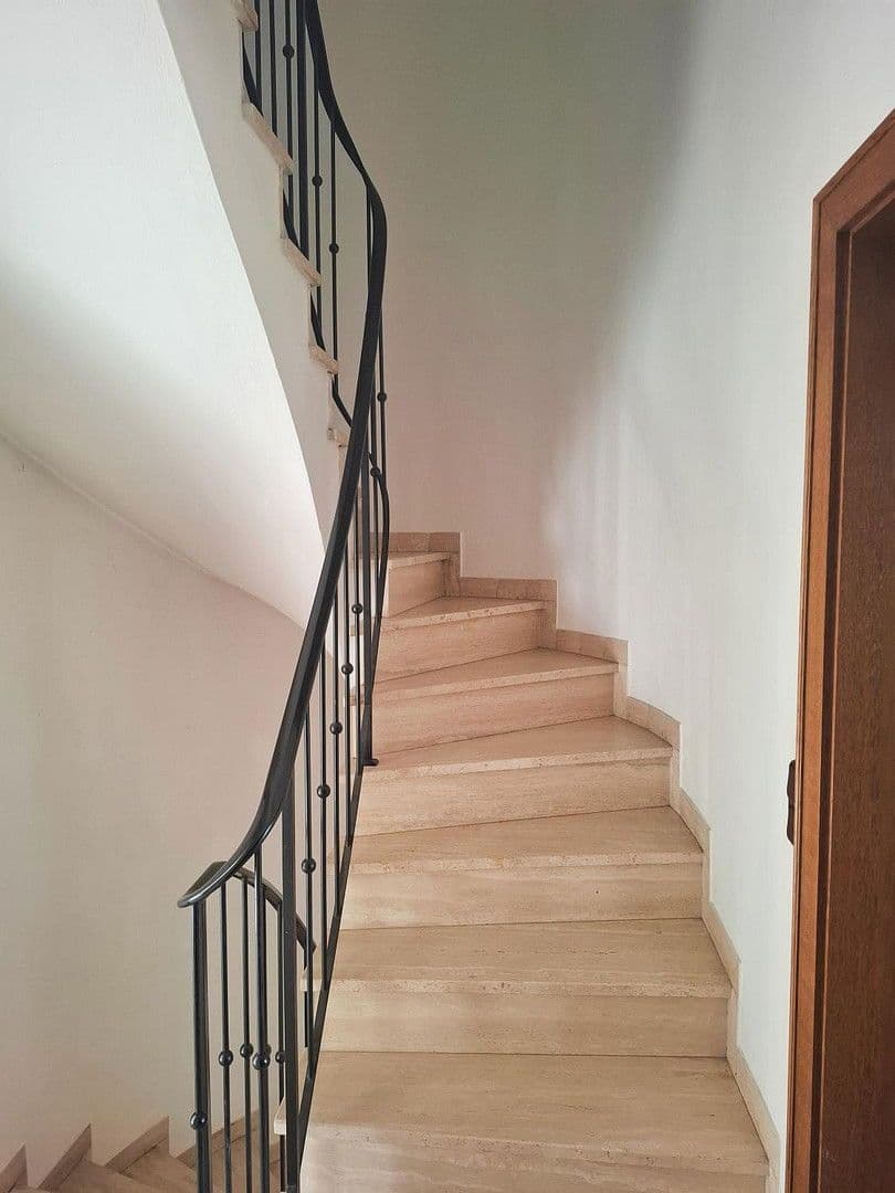 Prodej domu 140 m², pozemek 194 m², München, Bavorsko Prodej domu 140 m², pozemek 194 m², München, Bavorsko