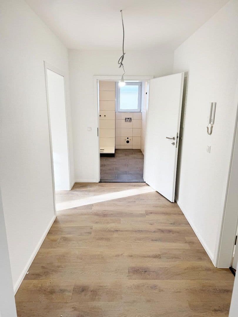 Pronájem bytu 2+1 90 m², Grüne Aue 1, Aglasterhausen, Bádensko-Württembersko Pronájem bytu 2+1 90 m², Grüne Aue 1, Aglasterhausen, Bádensko-Württembersko