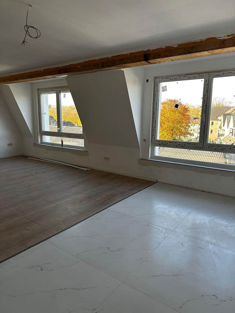 Pronájem bytu 2+kk 78 m², Essen, Severní Porýní-Vestfálsko Pronájem bytu 2+kk 78 m², Essen, Severní Porýní-Vestfálsko