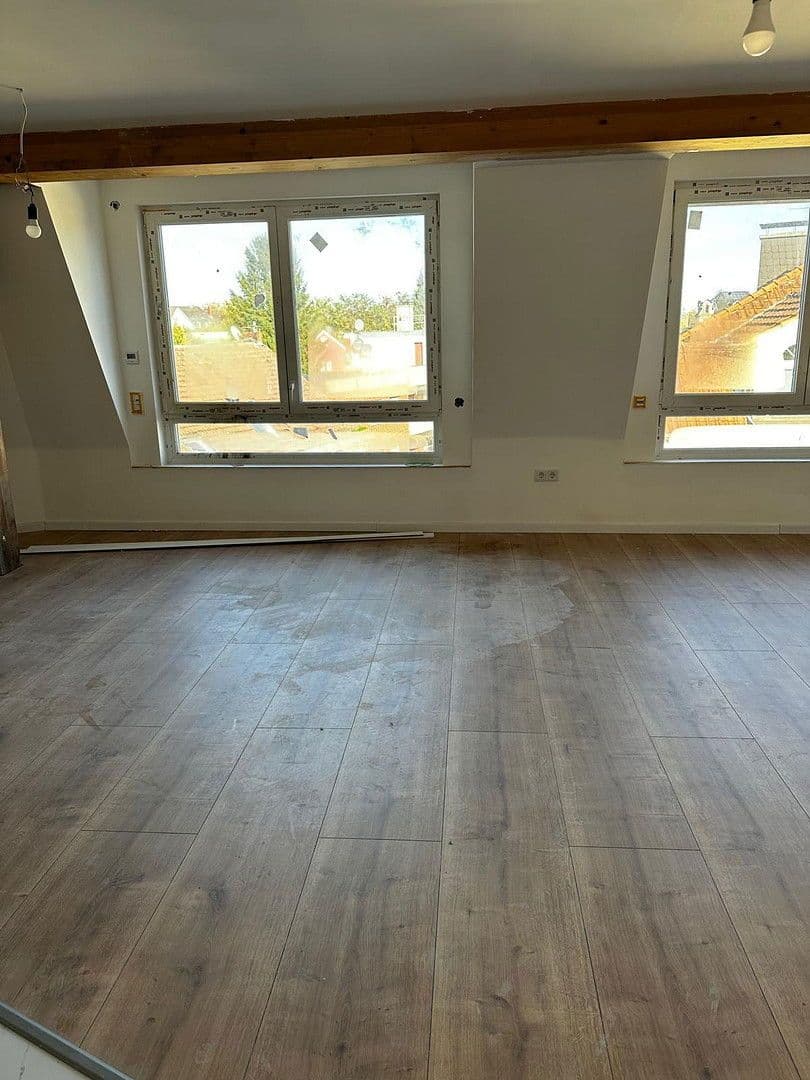 Pronájem bytu 2+kk 78 m², Essen, Severní Porýní-Vestfálsko Pronájem bytu 2+kk 78 m², Essen, Severní Porýní-Vestfálsko